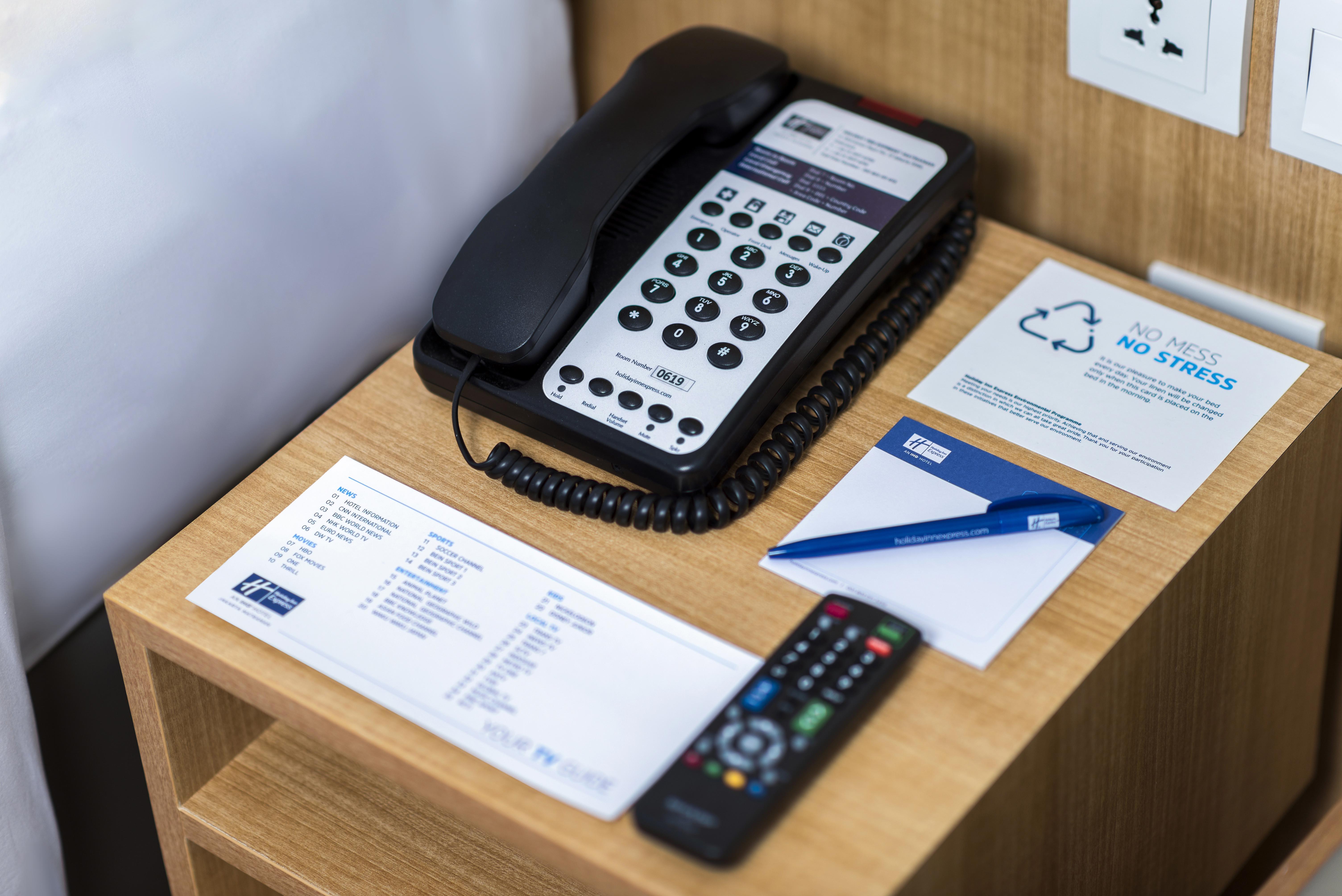 Holiday Inn Express Jakarta Matraman By Ihg Экстерьер фото