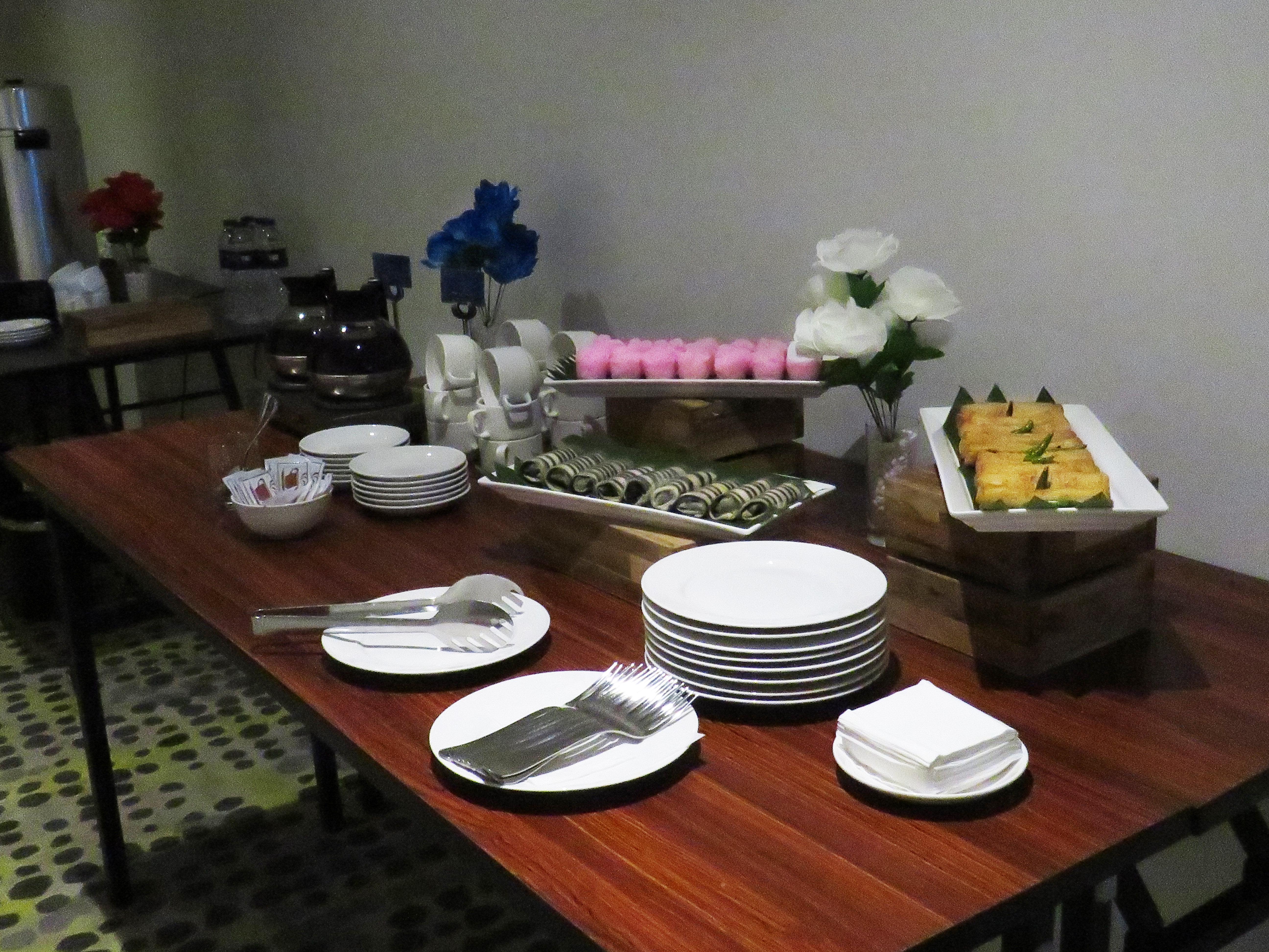Holiday Inn Express Jakarta Matraman By Ihg Экстерьер фото